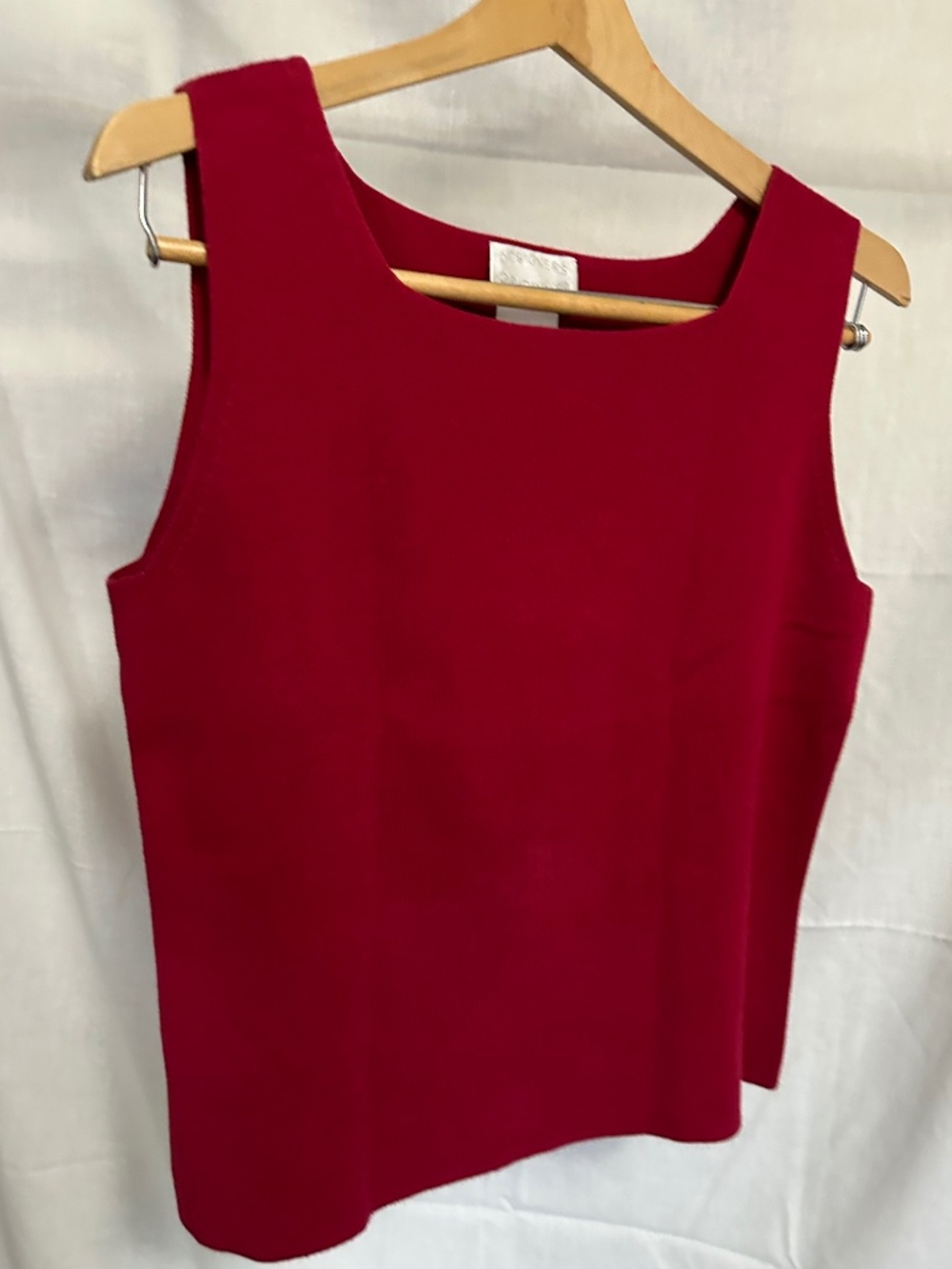 Designers Originals Red Sleeveless Knit Top Size L | Classic Minimal